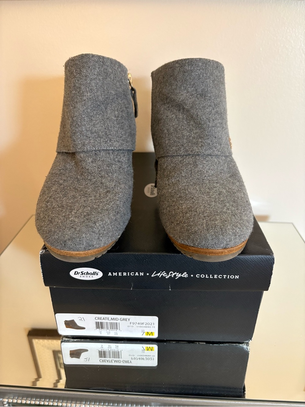 Dr. Scholl's Gray Wedge Ankle Boots with Side Buckle